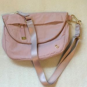 LULULEMON Cross Body Purse in Pale Pink. 11x9x5 High Quality